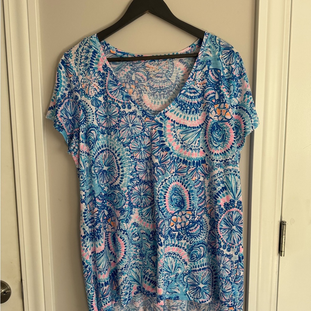 Lilly Pulitzer XL Cotton Tee - Pastel Pink & Blue Tropical Print